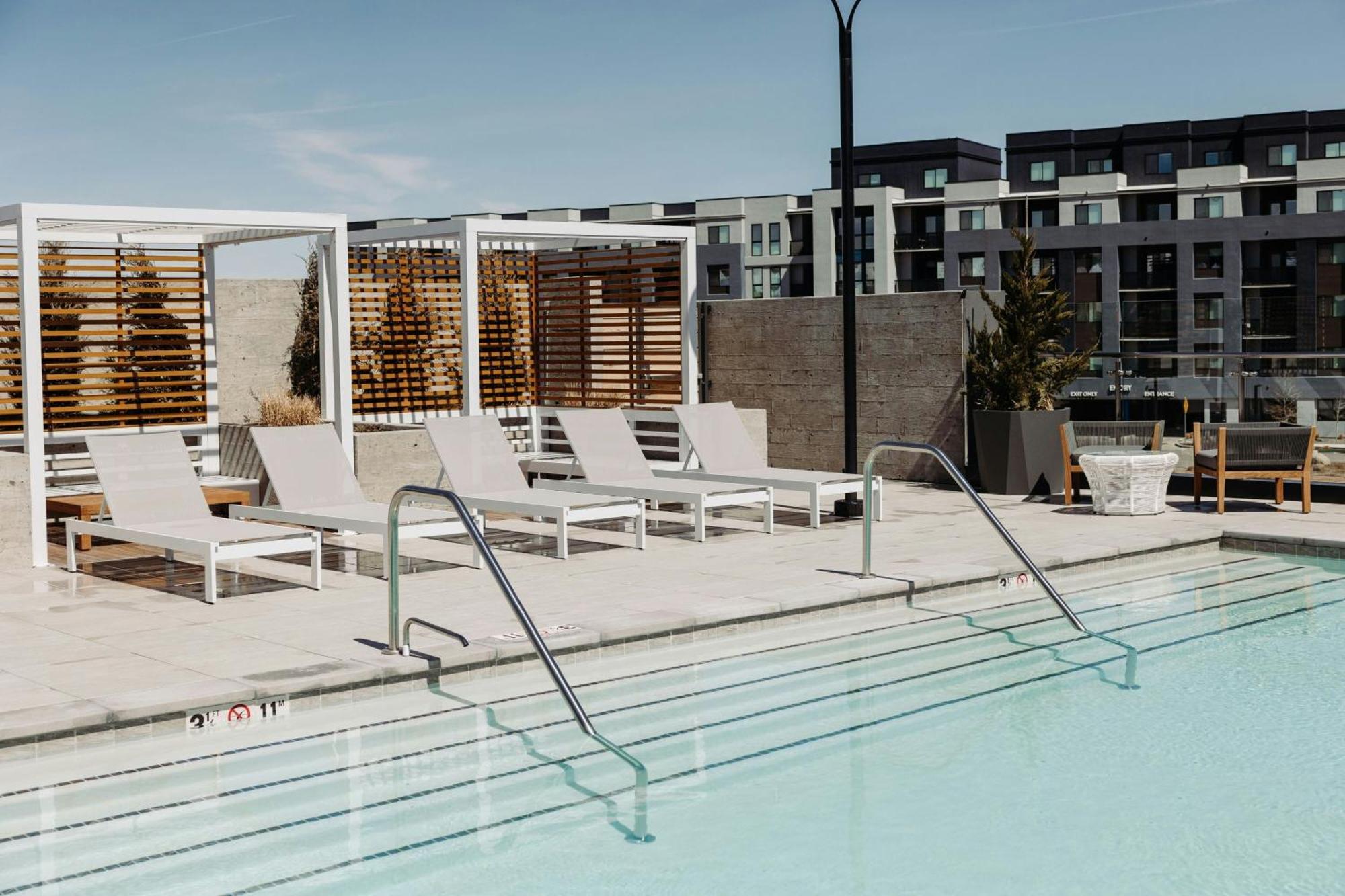 ホテル Element Reno Experience District エクステリア 写真
