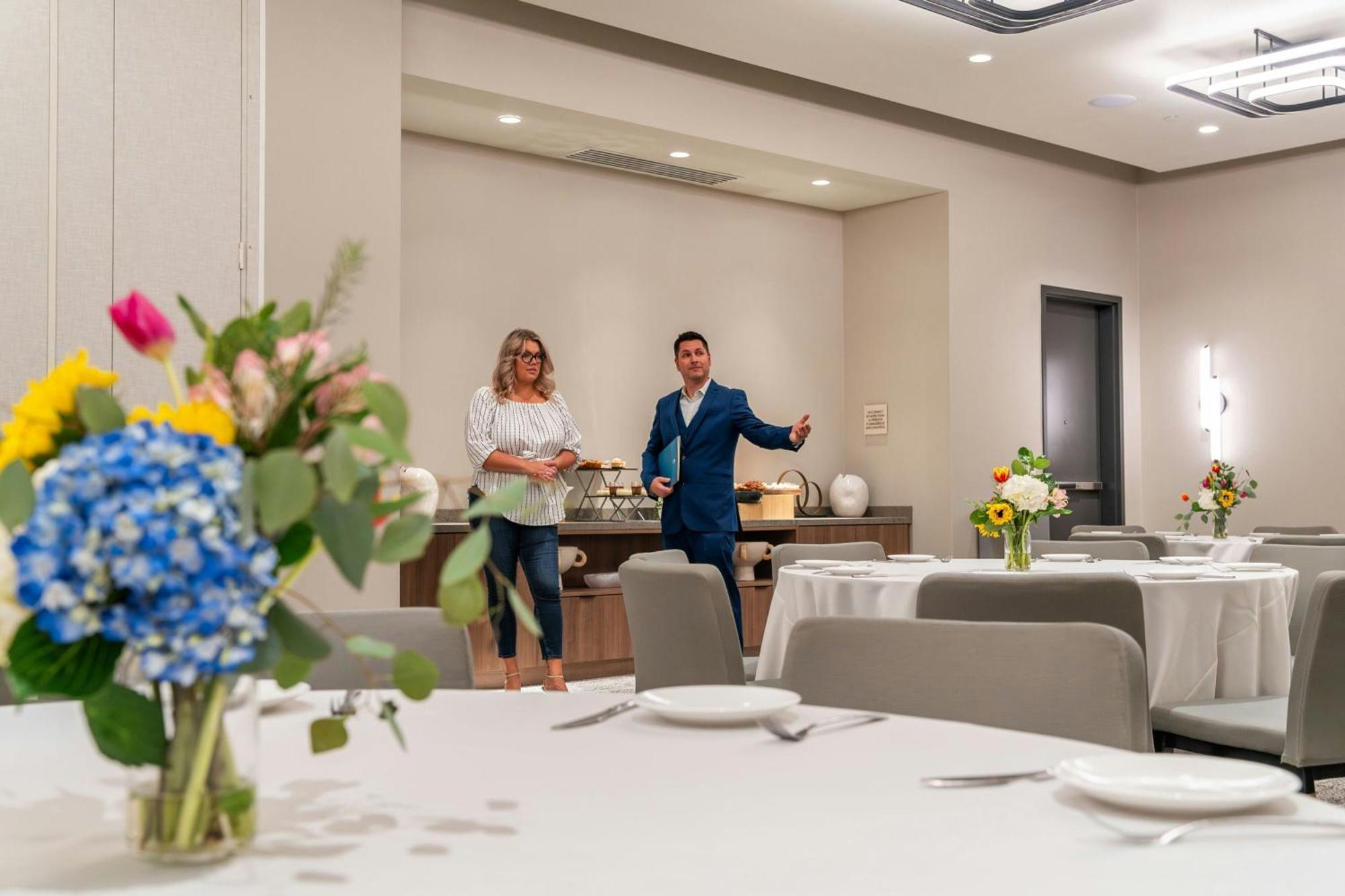 ホテル Element Reno Experience District エクステリア 写真